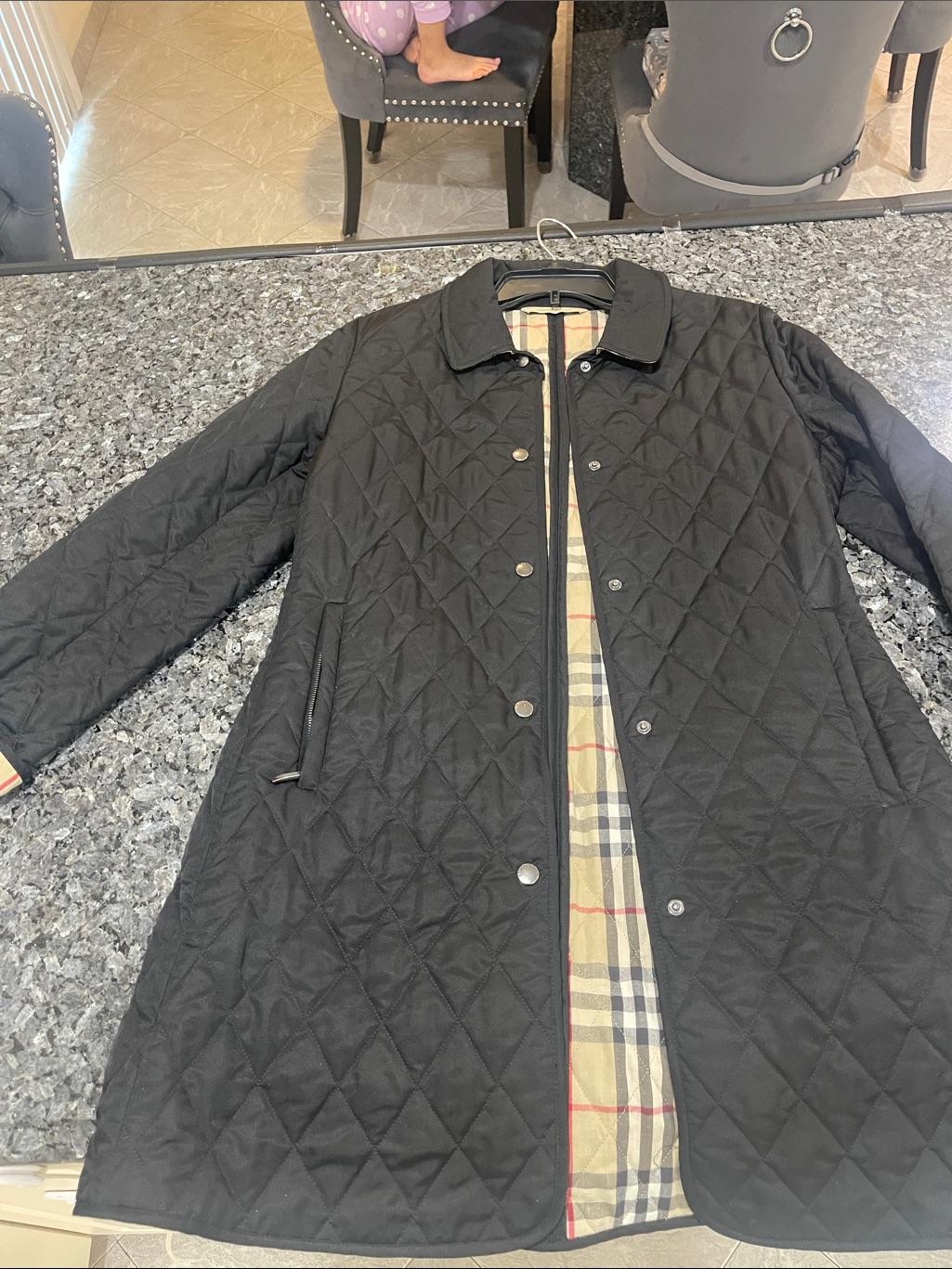 Burberry Black Quilted Coat With Classic Check Lining